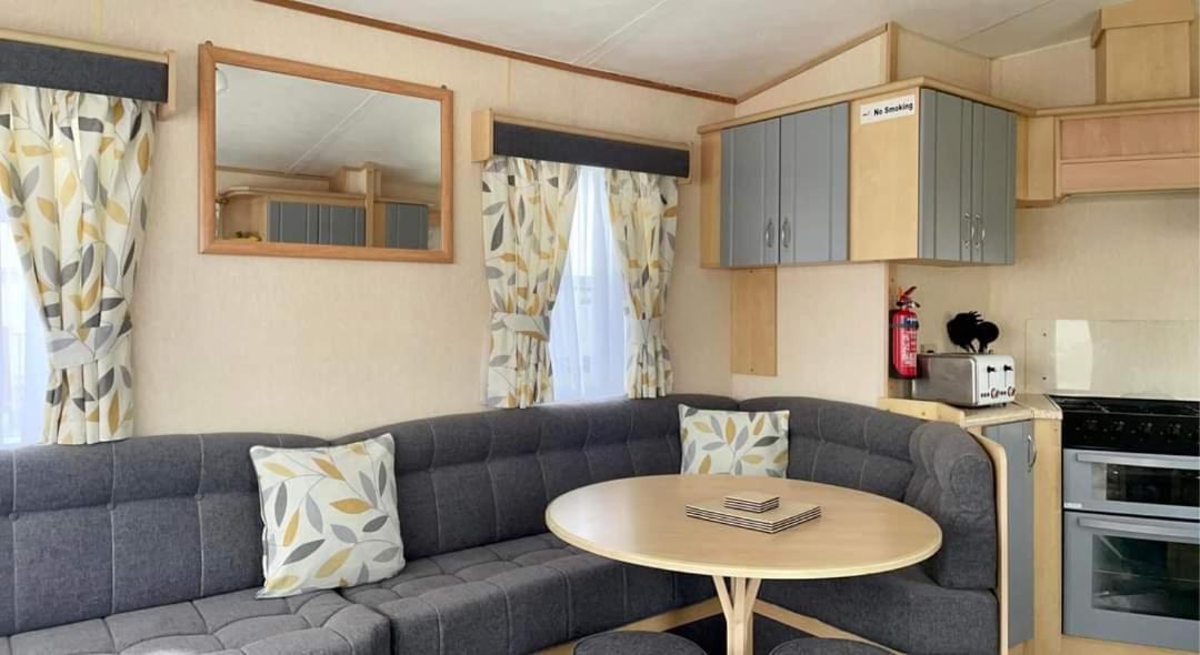 Dees Caravan Lettings Kingfisher Elm 453 잉골드멜스 외부 사진