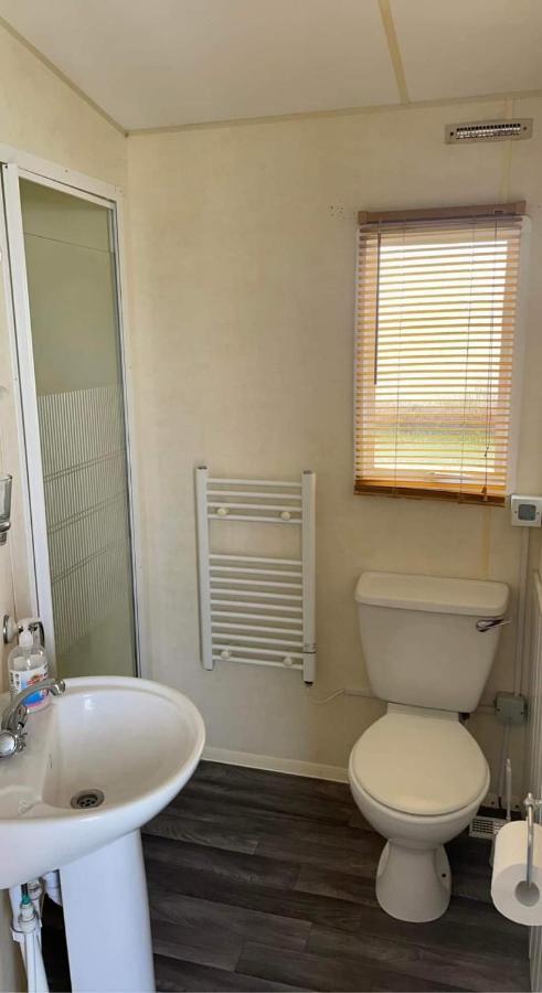 Dees Caravan Lettings Kingfisher Elm 453 잉골드멜스 외부 사진
